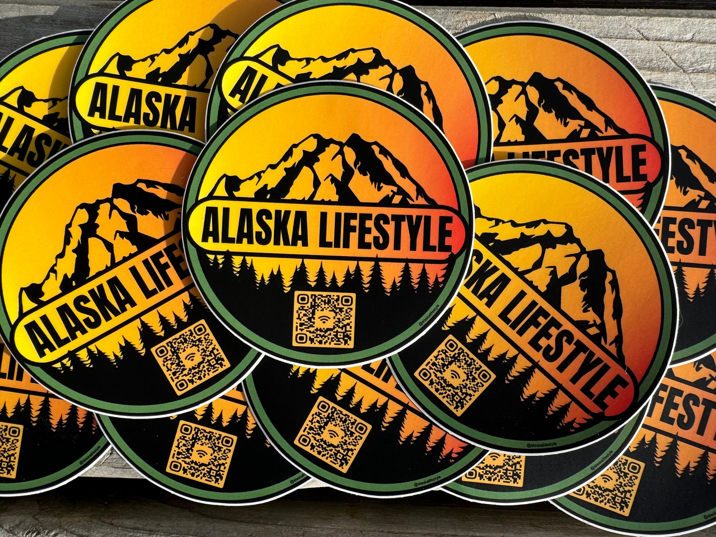 Alaska Lifestyle Vinyl Sticker - 3x3" Circle